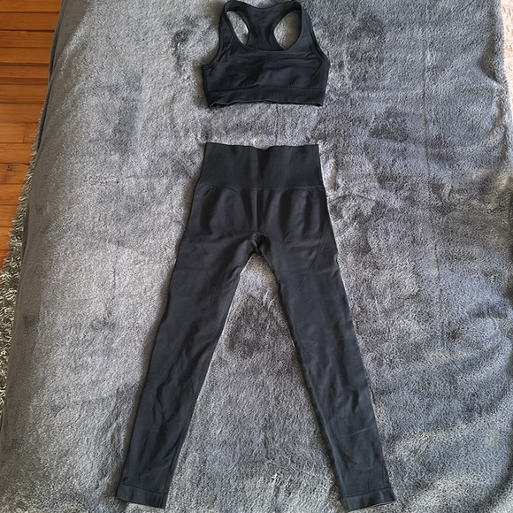 Source Unknown Pants - Black Active Set Size Small